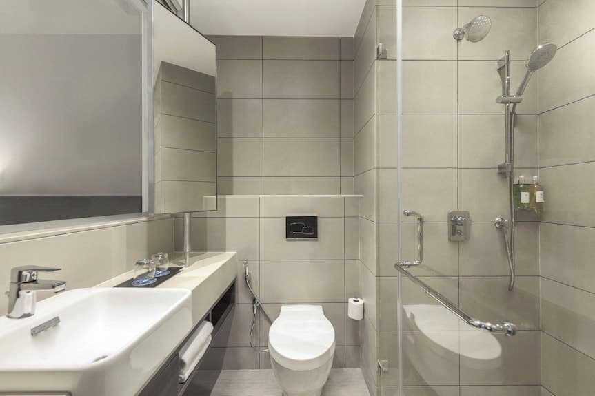 Guest room suite